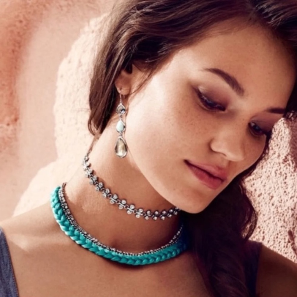 Chloe and Isabel reversible choker